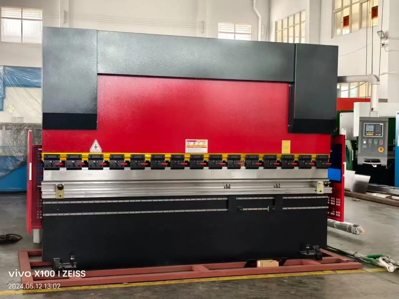 CNC Press Brake front view